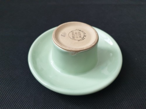 Vintage Bourne Denby British Studio Pottery Green Ribbed Circular Vase 2" Tall - Picture 8 of 12