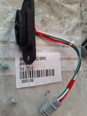Indian Polaris  GRIP HEATER POLARIS OEM NEW 4014105  aus Insolvenz