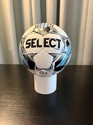 Select Size 4 Thor soccer ball