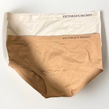 2 Pair VICTORIA'S SECRET M White  Beige SEAMLESS hiphuggar PANTIES