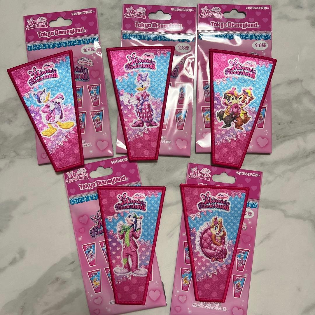 Minipal emblem accessory Minnie's Funderland #e788f4