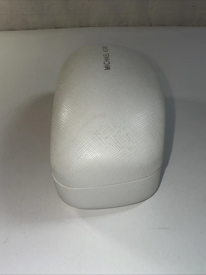 Estuche para gafas Michael Kors blanco cuero saffiano cubierta dura de gran tamaño Foto 2 de 4