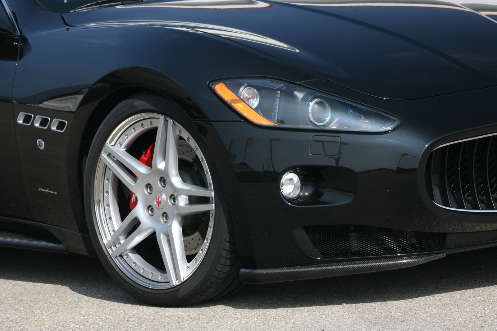 Novitec Carbon Front Lip Spoiler - Maserati Gran Turismo 
