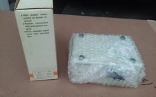 Data Transfer Switch, New Old Stock , 2 Way Parallel 25 Pin, A/B