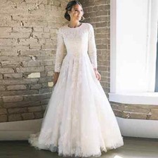 Muslim A-Line Wedding Dresses O-Neck Long Sleeves Lace Appliques Bridal Gowns