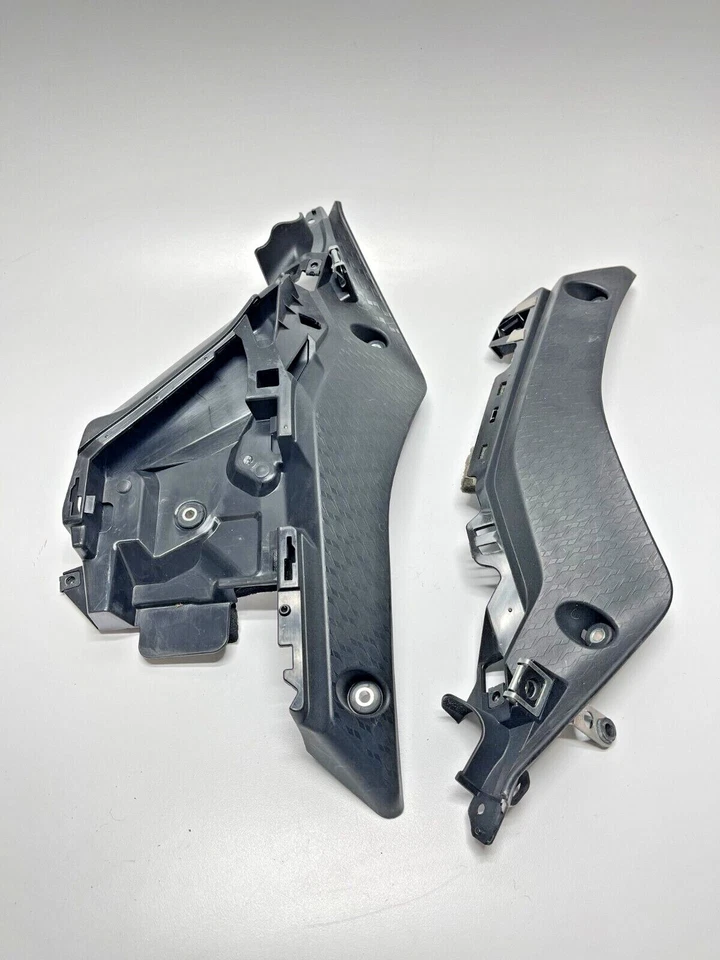 15-19 Yamaha YZF R1 OEM Carenagem Esquerda Direita Capuz Suporte Ecu Capa Quadro - Imagem 2 de 4