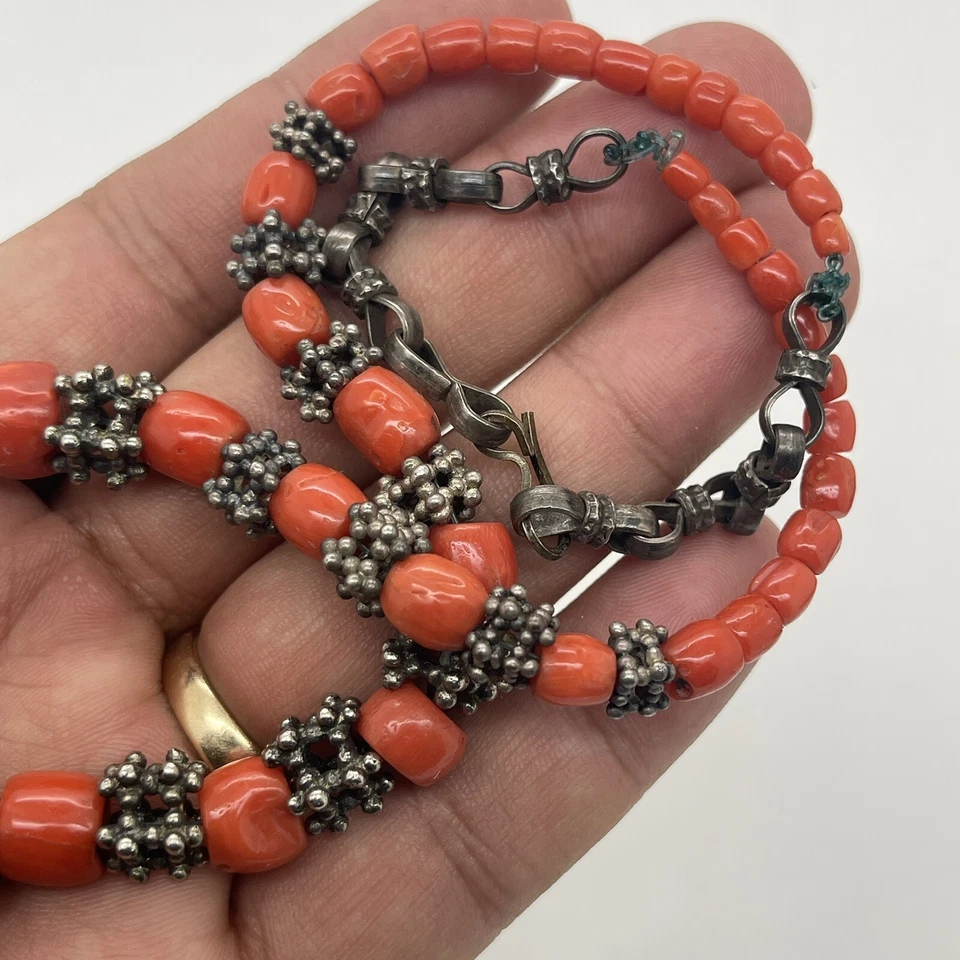 61 gramos de collar antiguo rojo sin teñir coral natural chino tribal cuentas joyería Foto 4 de 4