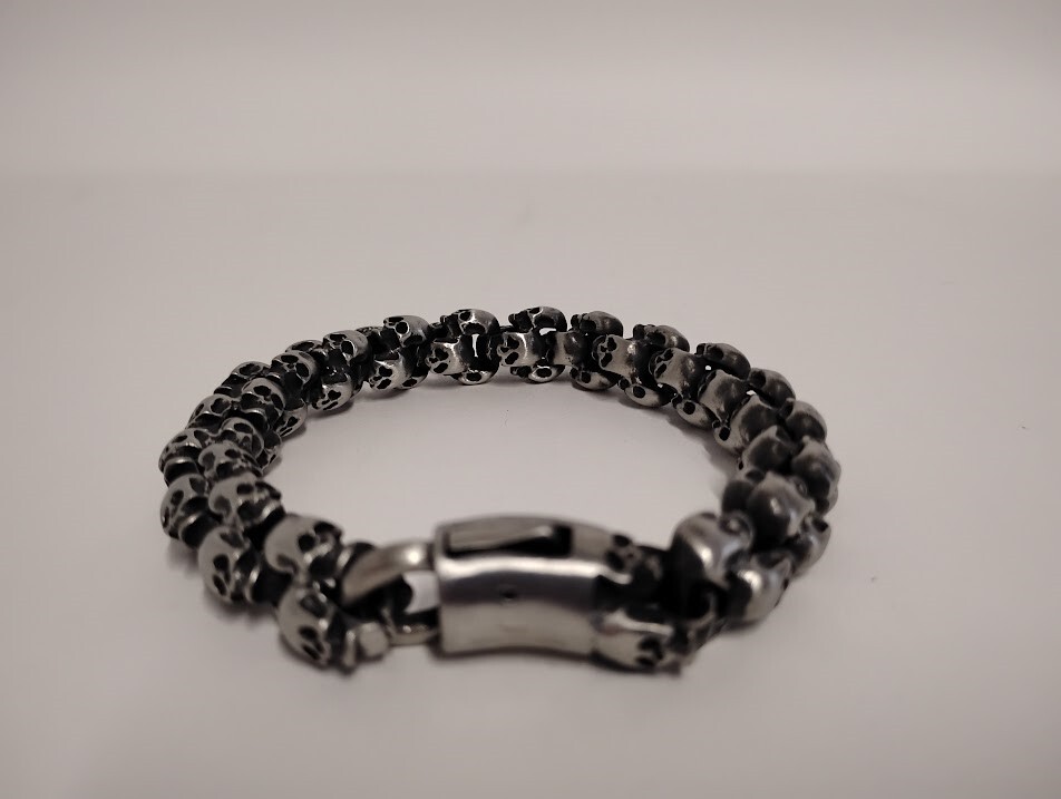 Acquista Online Gioielli Biker | Merch Shop EMP - Foto 11