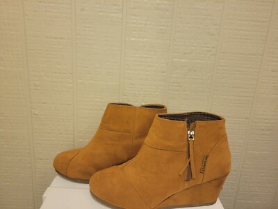 attention wedge booties