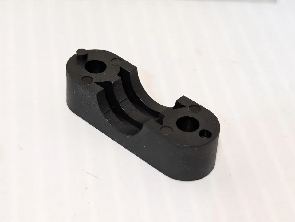 NEW Allen-Bradley 871A-BP12 Clamp Bracket For Photoswitch Sensor - Free Ship - Изображение 4 из 4