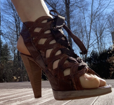 Carvela Brown Leather Heels Ribbon LaceUp 39EU US8 Italian