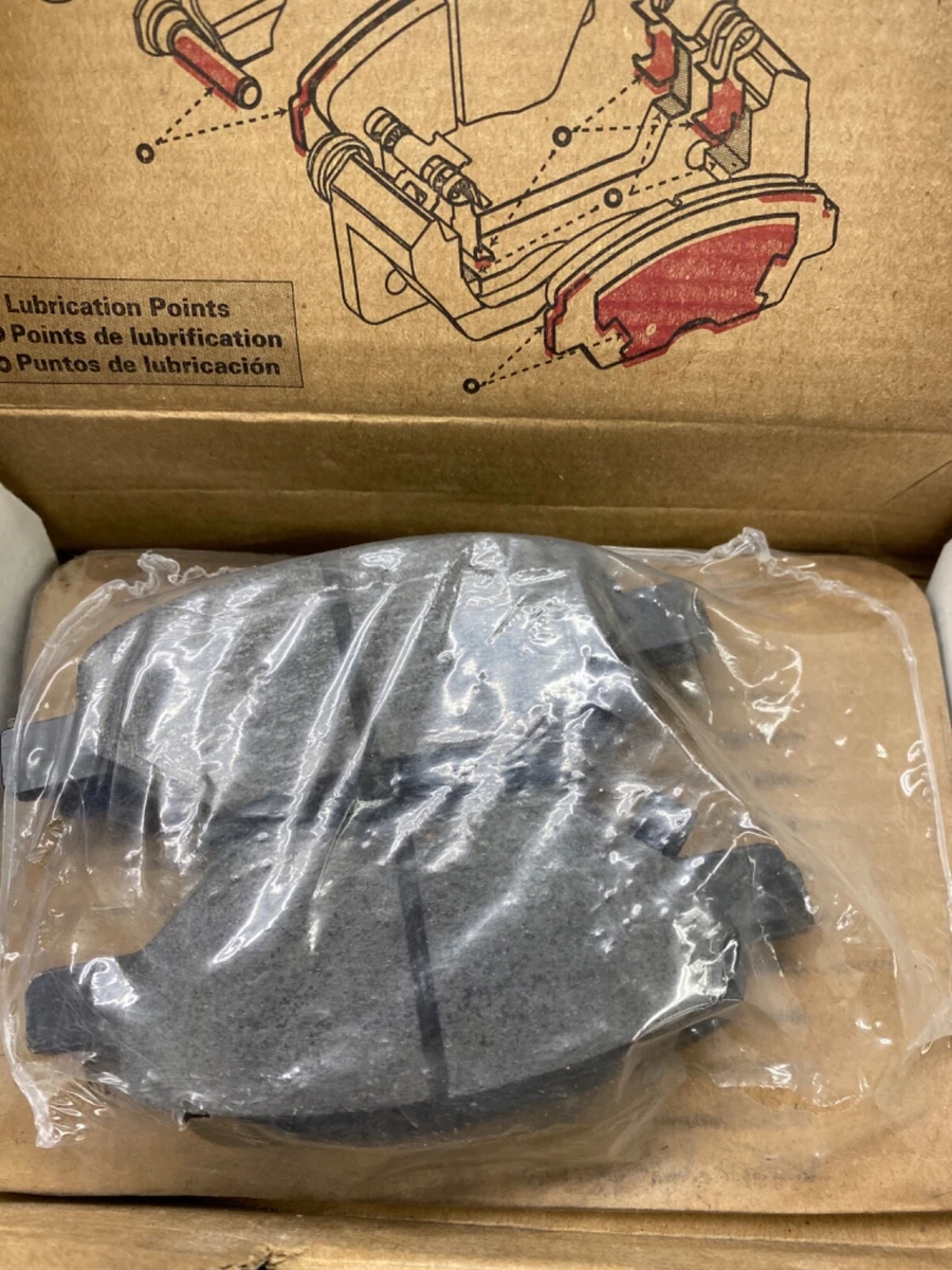 GM Ceramic Rear Disc Brake Pad Kit 19137360 (19427984) 04-12 GM 