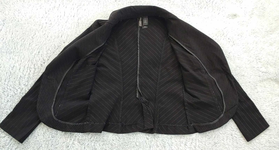 Bisou Bisou by Michelle Bohbot Size 8P Petite Black w/ Gold Stripes Blazer EUC - Image 2 of 4