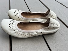 Taos Womens Leather Laser Cut Ballet Flats Bone White 41 US 10 Shoe Slip On.