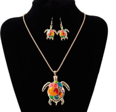 COLLANA CON CIONDOLO TARTARUGA IN ORO ROSA CON DIAMANTI BROWN 0.18 E DIAMANTI BIANCHI 0.04 - CEDRO - Cedro Gioielleria