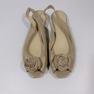 Laura Ashley Sand Metallic Rosette Slingback Peep Toe Shoes 6 1/2 Cottage Floral