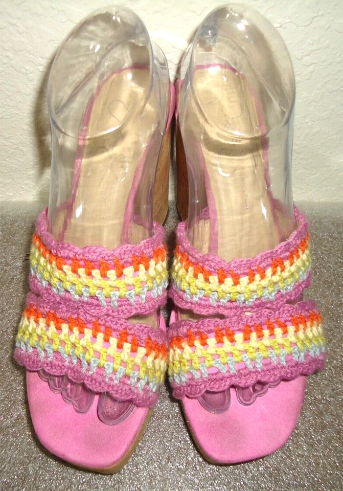 #33 全新 JESSICA SIMPSON 多彩针织设计 坡跟凉鞋 7.5 米/38 — 第 2/4 张图片