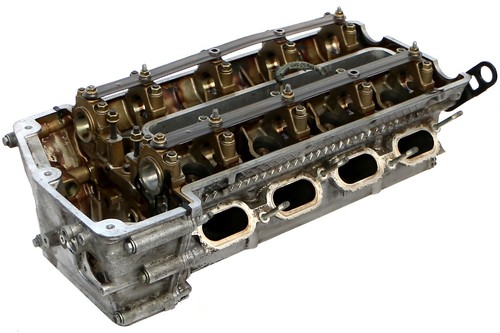 Zylinderkopf rechts (Zyl. 1-4) 4,4L M62 V8 Vanos  BMW E38 E39 X5  ab BJ. 9/98