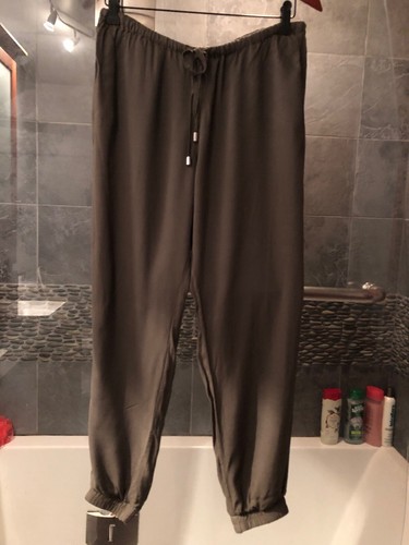 H\u0026M Divided Olive Green Pants Size 10 