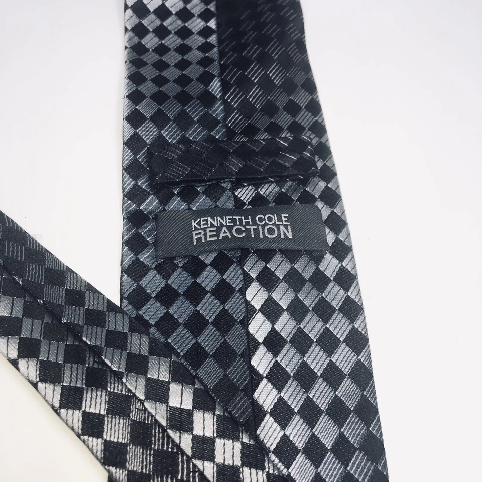 Kenneth Cole Reaction Mens Silk Tie Geometric Blue Gray & Black Wide Long - Изображение 3 из 4