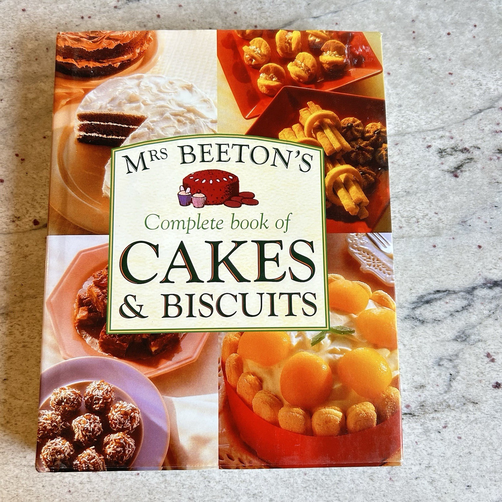 Mrs. Beeton's Complete Book of Cakes and Biscuits by Beeton (1992, Hardcover)