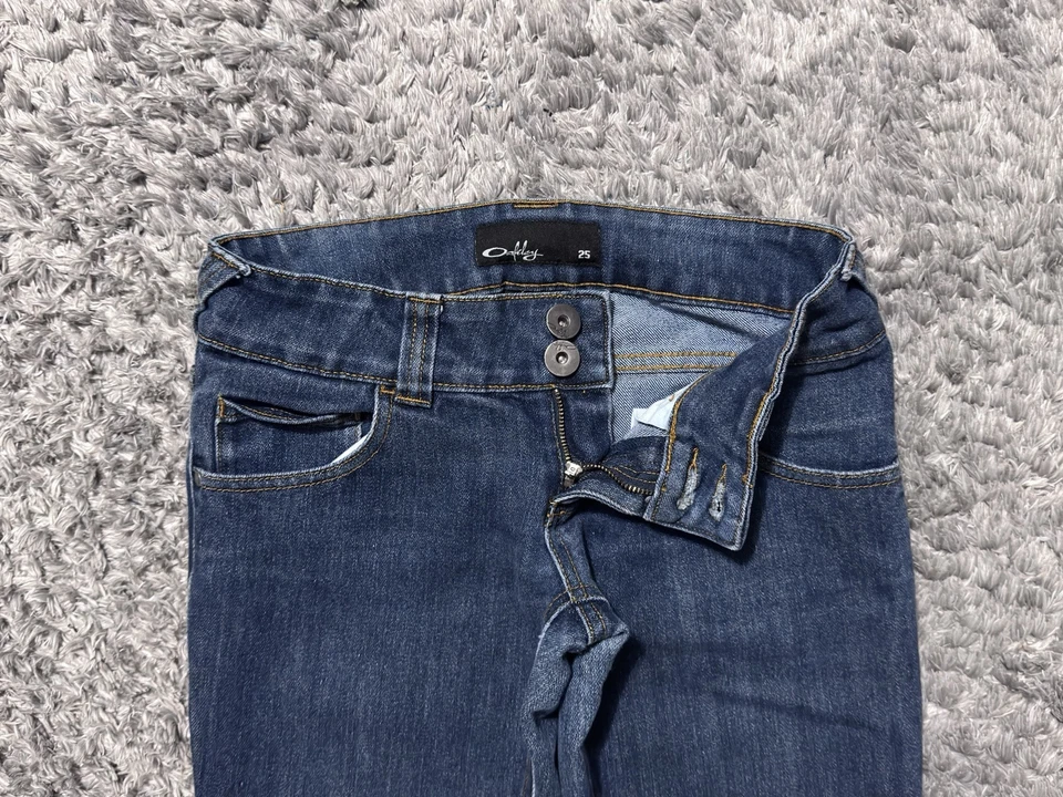 Pantalones de mezclilla vintage Oakley Jeans Bootcut acampanados azules talla 25 (28x30) para mujer EE. UU. Foto 2 de 4