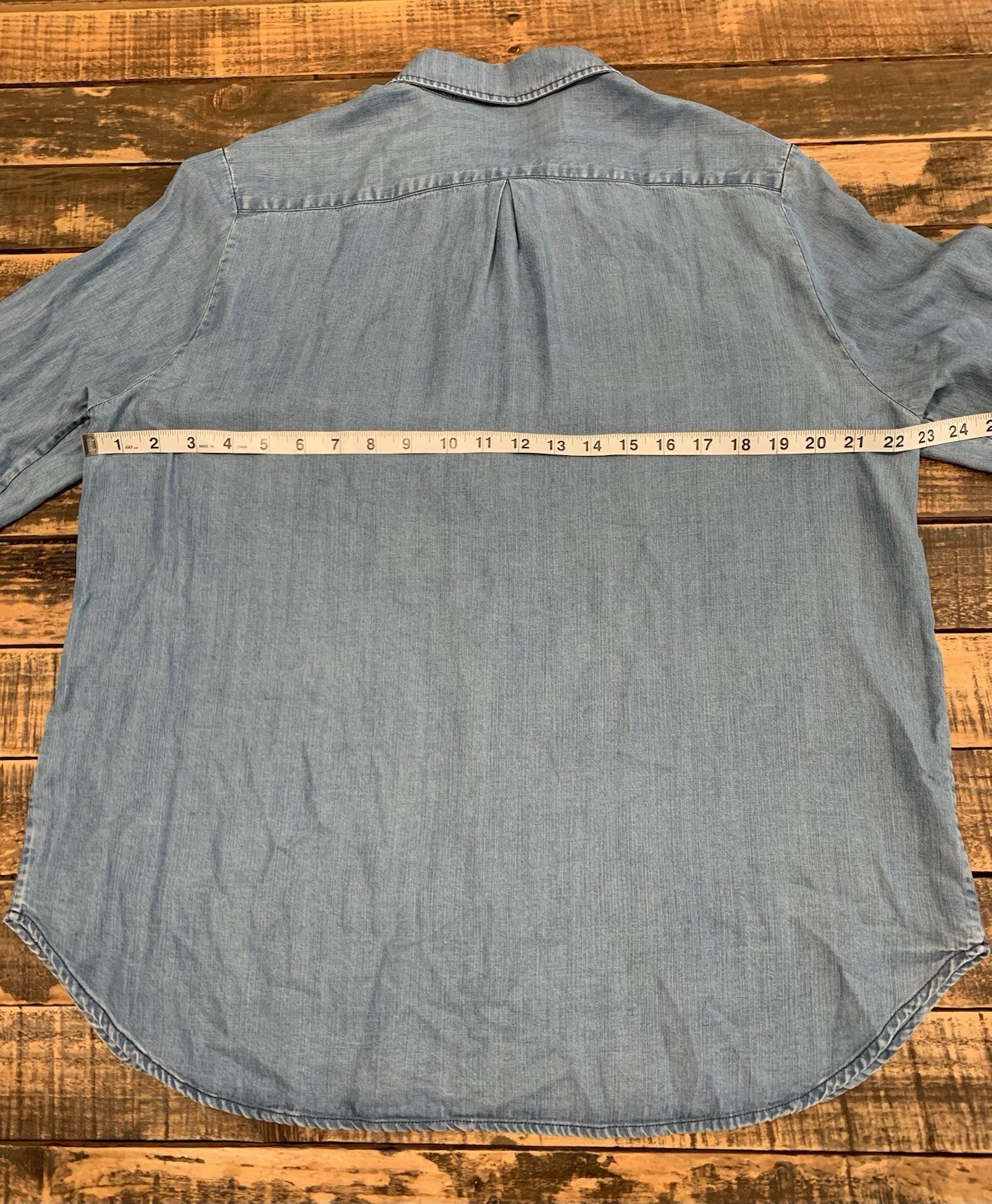 EUC Peruvian Connection Chambray Button Shirt Wom… - image 6