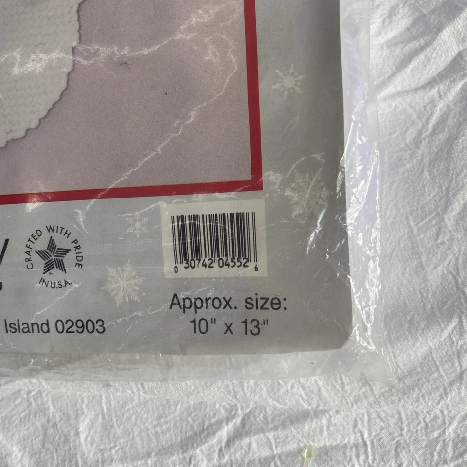 Hobby Kraft Santa Face Plastic Canvas Kit Wall Decor Jumbo 10”x13” New Sealed - Image 3 of 4