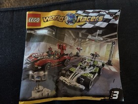 LEGO 3182 CITY Airport Vintage Airplane Pilot Classic Set