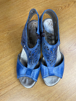 Jose Saenz Womens Size 39 Blue Heels