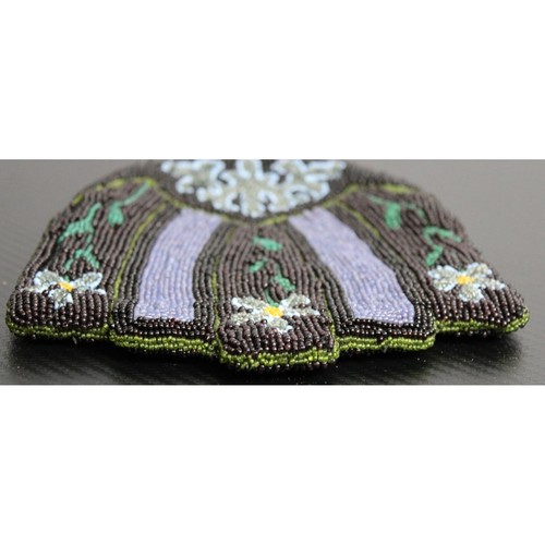 Early 1900s Hand Beaded Clutch w/Intricate Floral Design - Picture 4 of 8