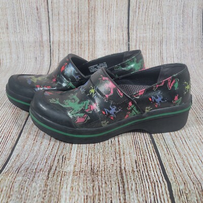 Dansko Womens Professional Black Clogs Print Frogs Slip On 36 US 