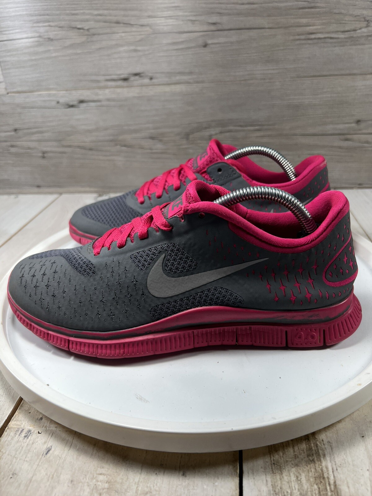 nike free 4.0 v2 womens gold