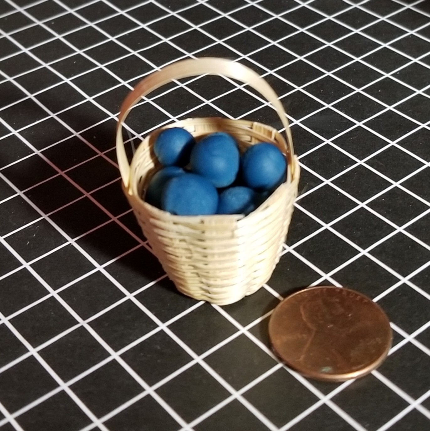 New Miniature 1:6 Basket & juicy Plums dollhouse decor play food kitchen display