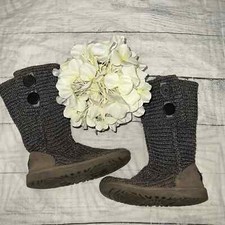 UGG Classic Cardy Gray Crochet Button Boots Sweater sz 2 Girls Kids
