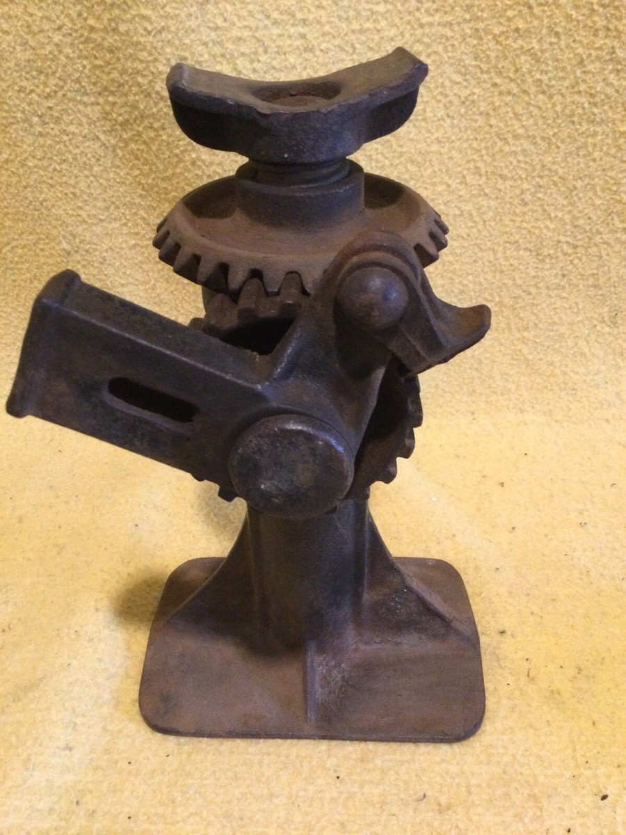 Vintage Antique Automobile Car Screw Jack Cast Iron #18 Universal