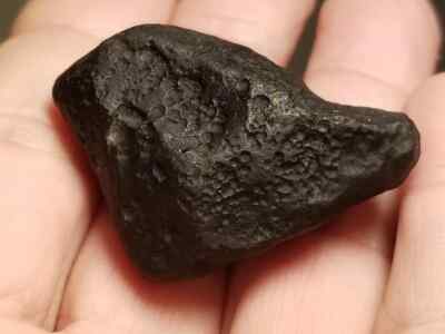 27.55 CT.  SiC PRE-SOLAR AMORPHOUS GLASSY CARBON DIAMOND!