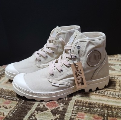 NWOT New Palladium Pampa Hi Women's 10 Hiking Boots Canvas Beige Shoes Vegan
