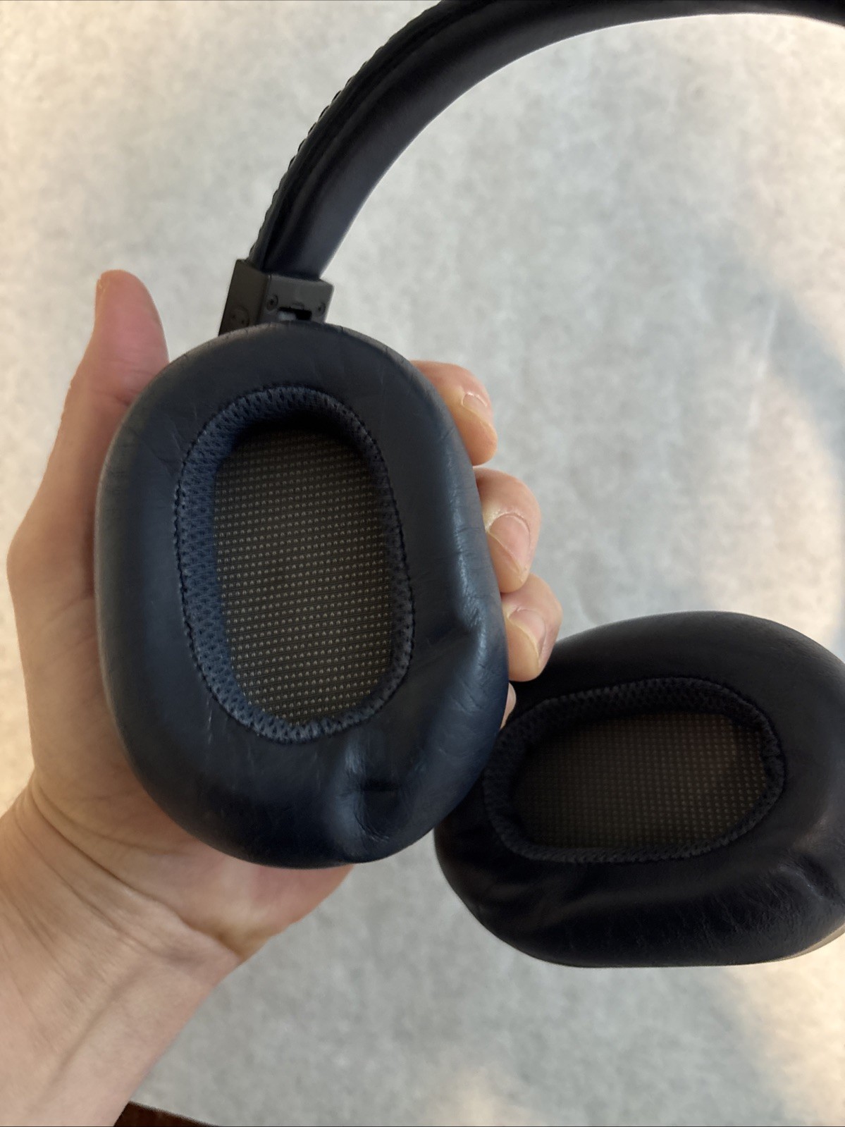 Master & Dynamic MW60- Bluetooth Foldable Headphones - Black Metal/Navy Leather