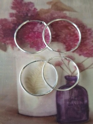 sterling silver earrings Lite Weight 2 Pair One Pair Bit Smaller Than The Other 