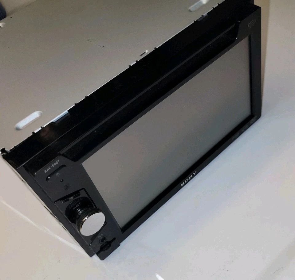 Sony XAV-62BT 6.1 inch Car DVD Player With Harness For FORD F SERIES, TESTED - Image 4 of 4