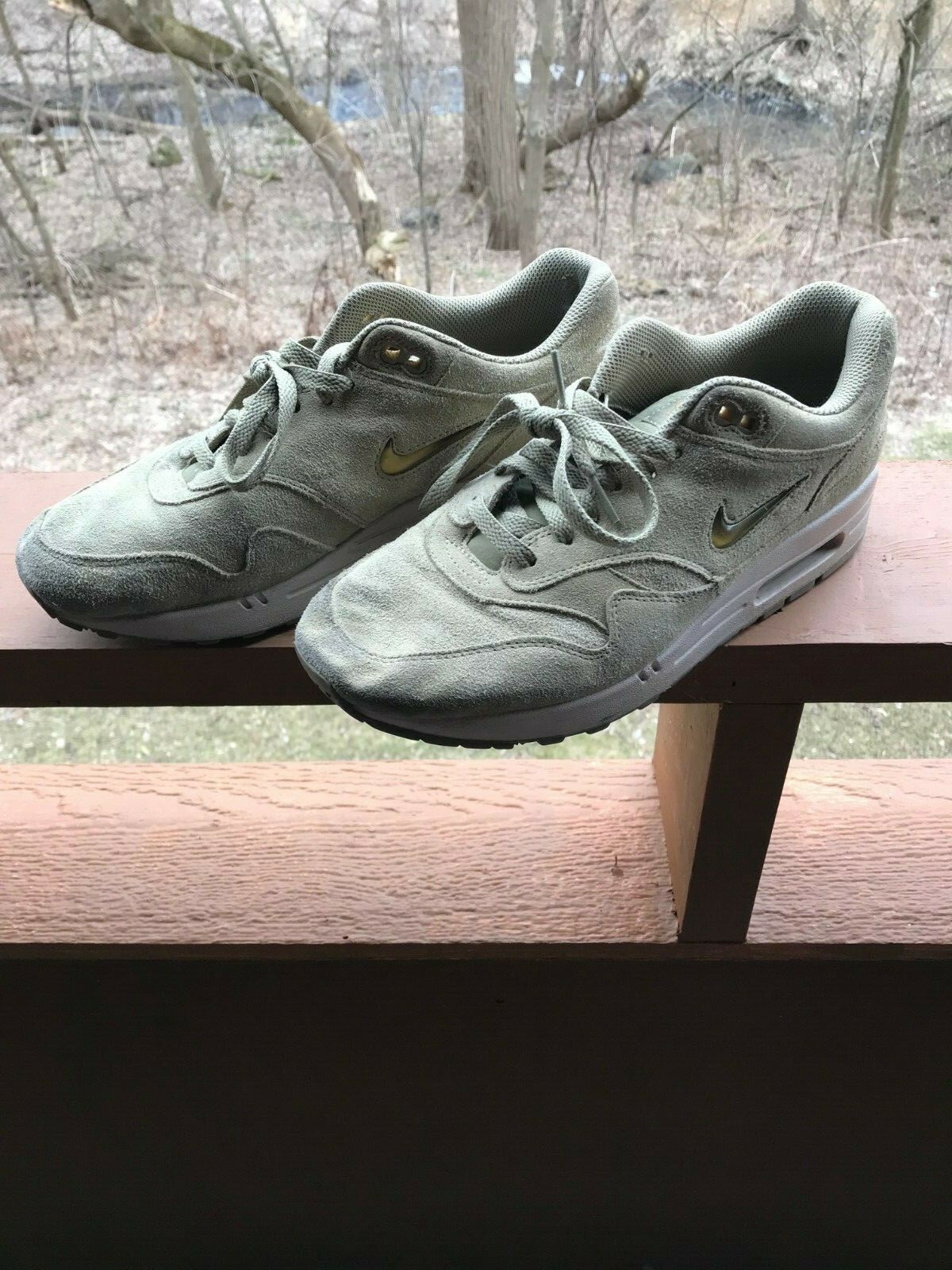 nike air max 1 premium sc neutral olive & metallic gold