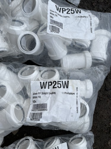 Joblot 104 X Polypipe Pushfit Straight Waste Coupling 1 1/4" White WP25 32mm - Picture 3 of 3