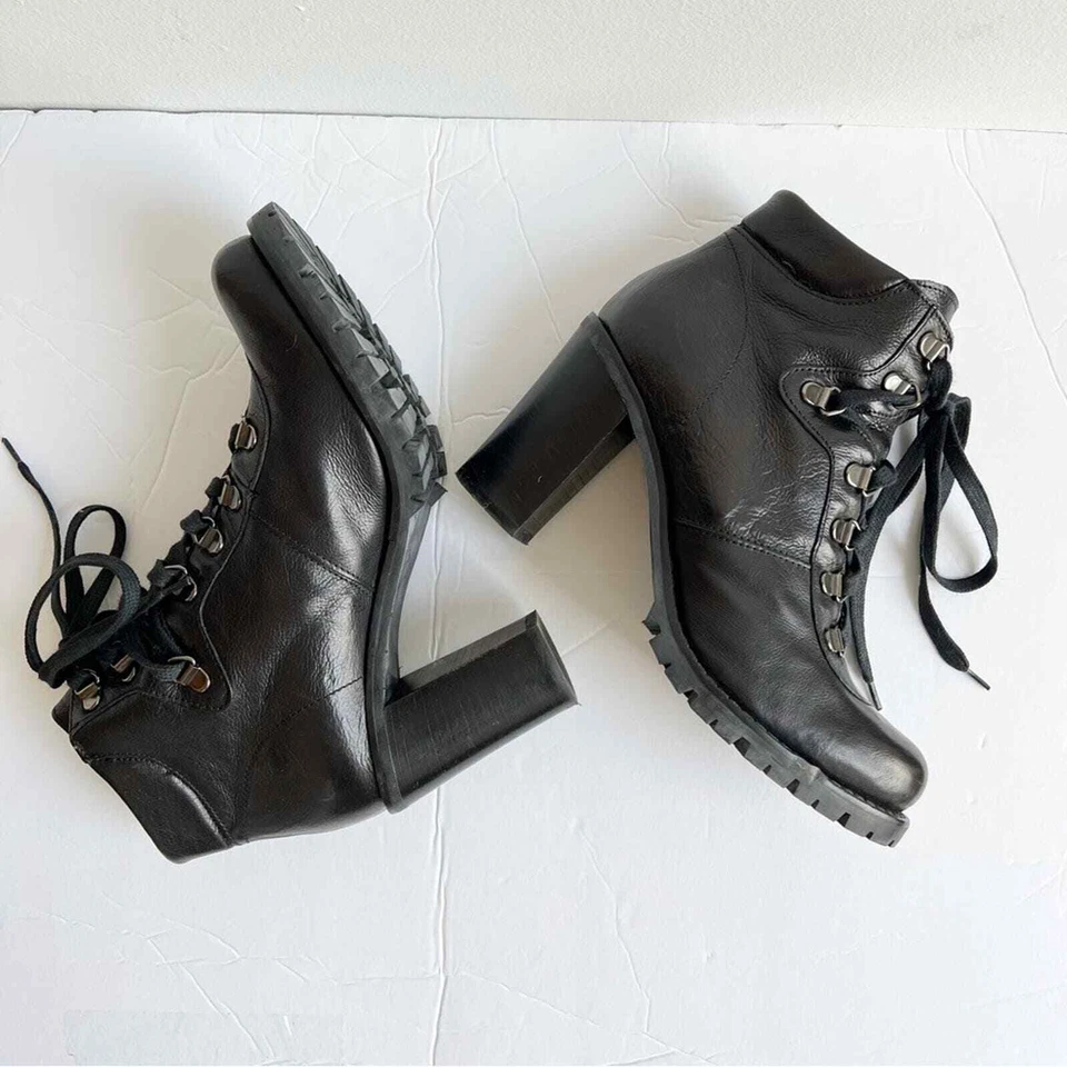 Laura Bellariva lace up ankle boots lug sole black leather booties 36.5 italy - Image 2 of 4