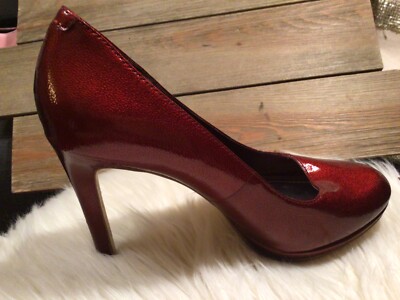 BCBGeneration TINAS Burgundy Patent Leather Heel Pumps Size 5.5B / 35.5 ~  $119