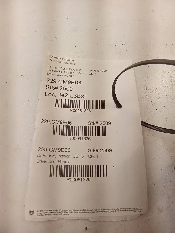 Manija de la puerta interior delantera izquierda del conductor GMC Envoy 2002-2009 probada por OEM  Foto 3 de 3