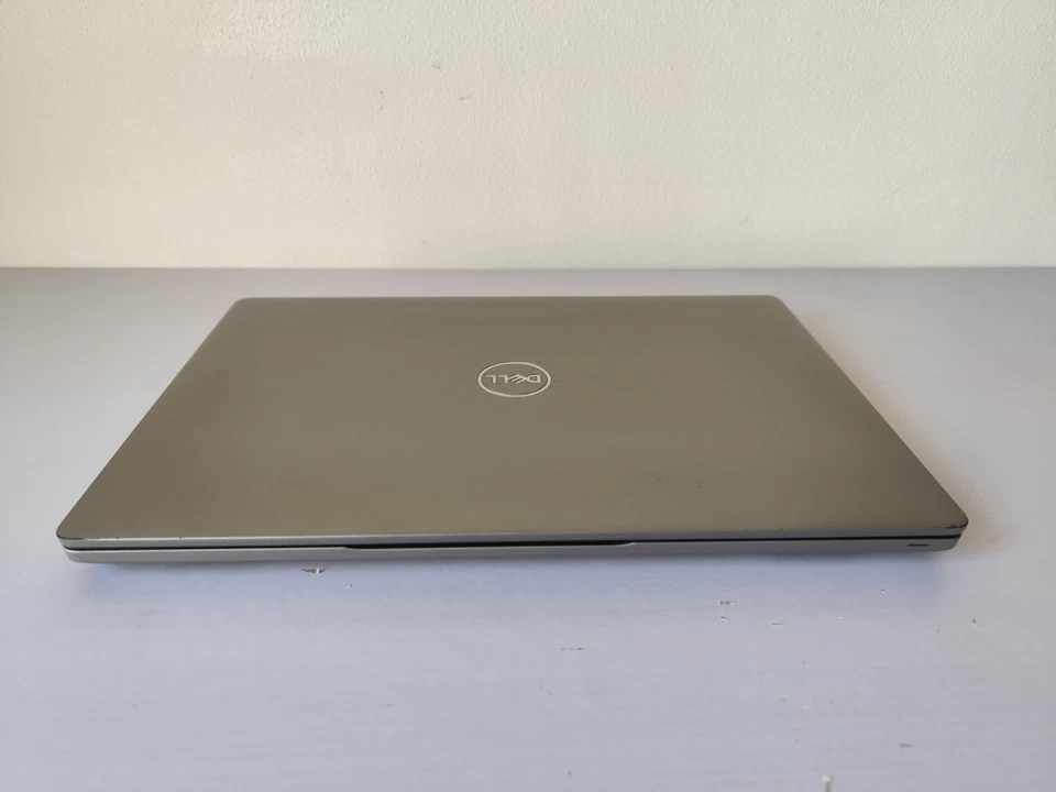 Dell Latitude 5410 · i5-10310U · 8GB · 512GB, foto 3 di 5