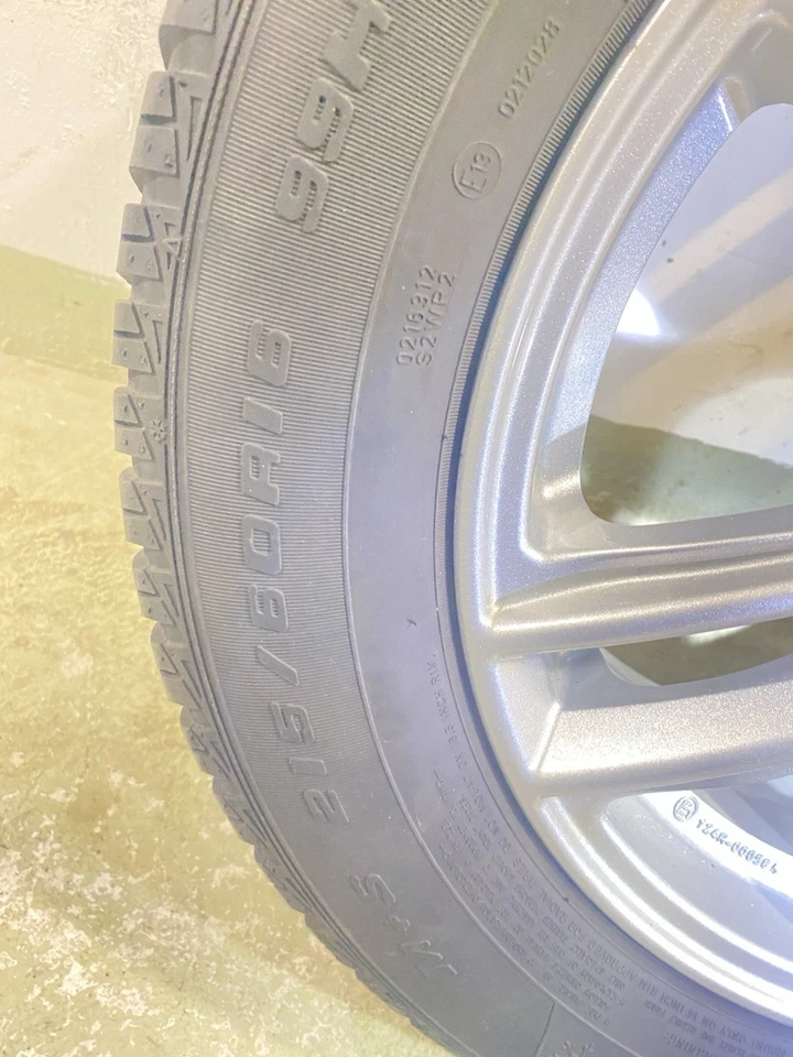 winterreifen 215/60 r16 99h mit Felge - Bild 2 von 4