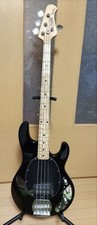 STERLING by Musicman STINGRAY RAY4 / E-Bassgitarre mit Original Koffer