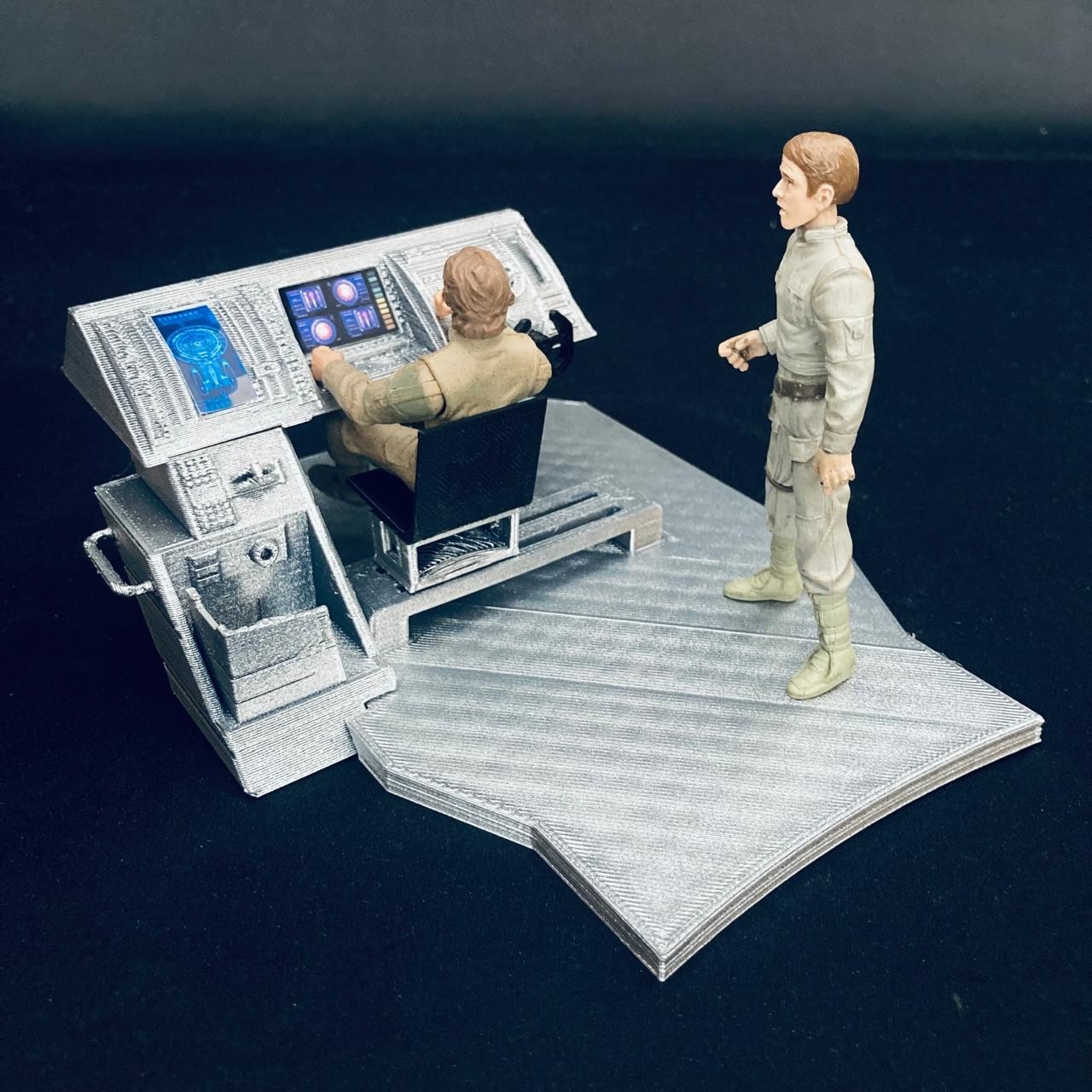 Star Trek Enterprise NX-01 Bridge for 8 in (1:9) Mego Figure Diorama